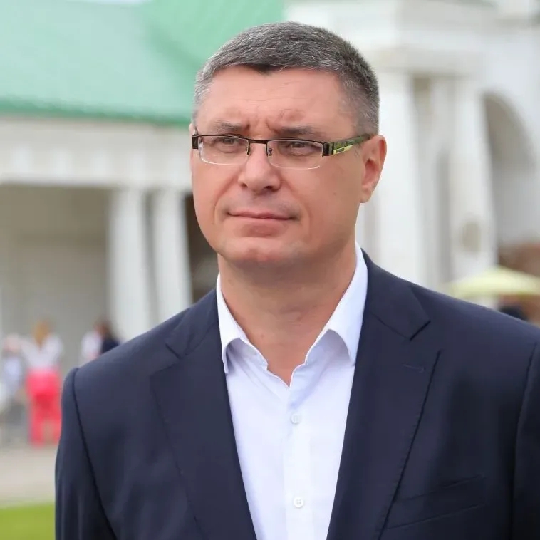 Логотип Авдеев. О важном - Канал в MAX
