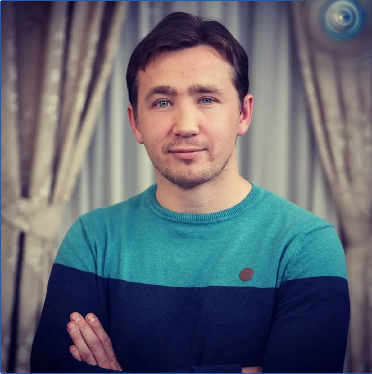 Логотип Дмитрий Василец - Канал в MAX