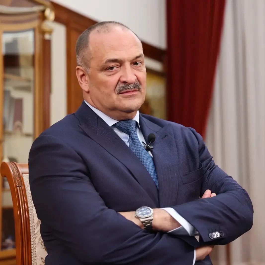 Логотип Сергей Меликов - Канал в MAX
